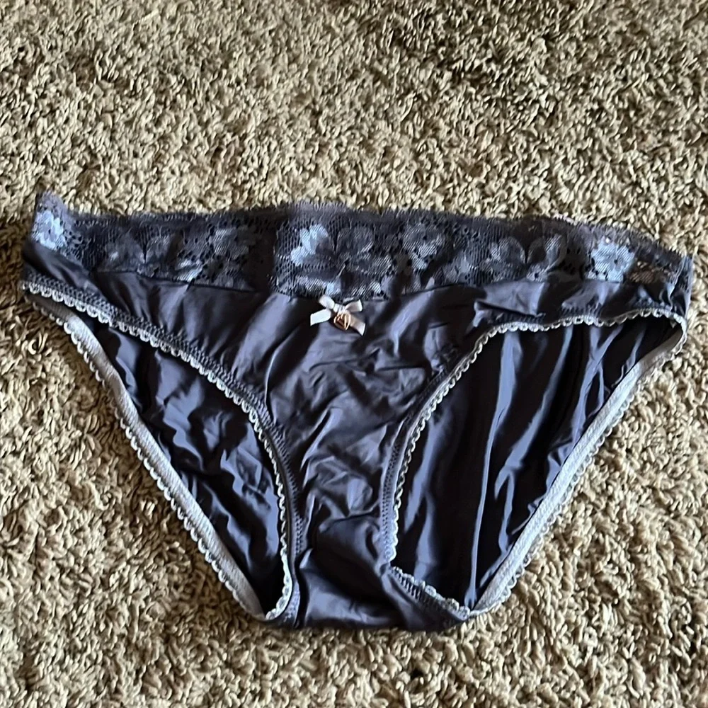 5/$25 VS panty sale